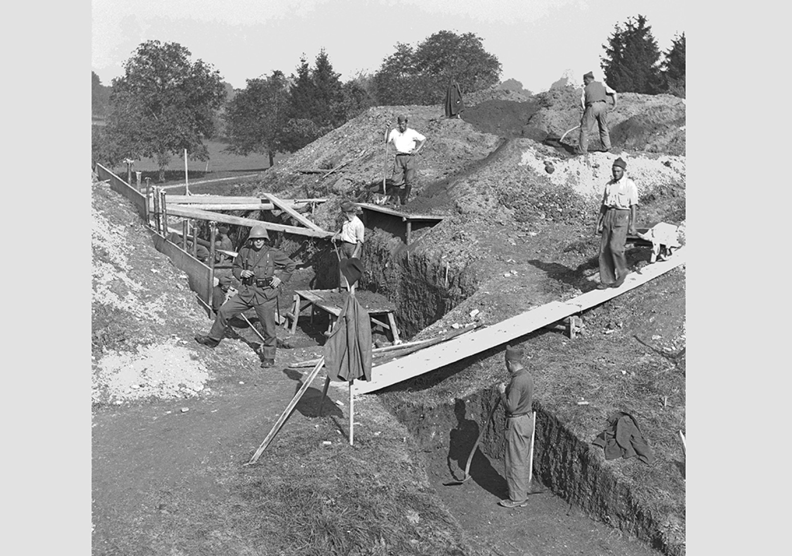 En 1940, environ 50 internés français ont participé à la reconstruction d'une des galeries d'accès voûtée (vomitorium)