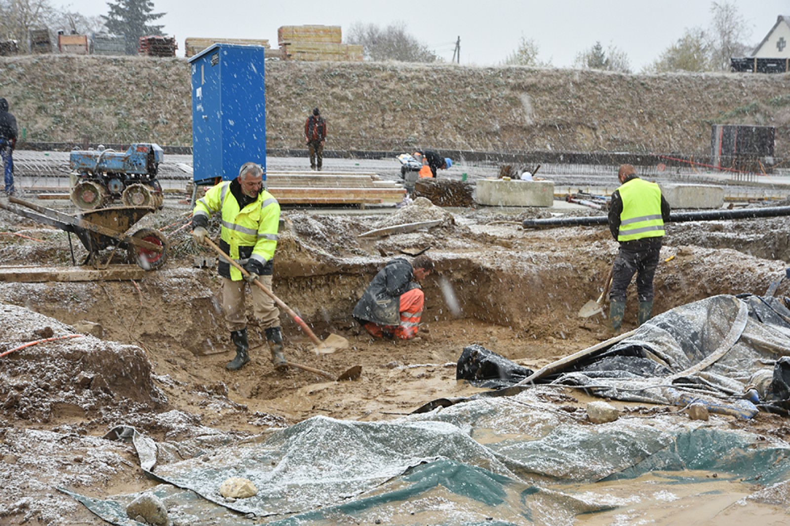 Conditions de fouille difficiles avant la pause de Noël