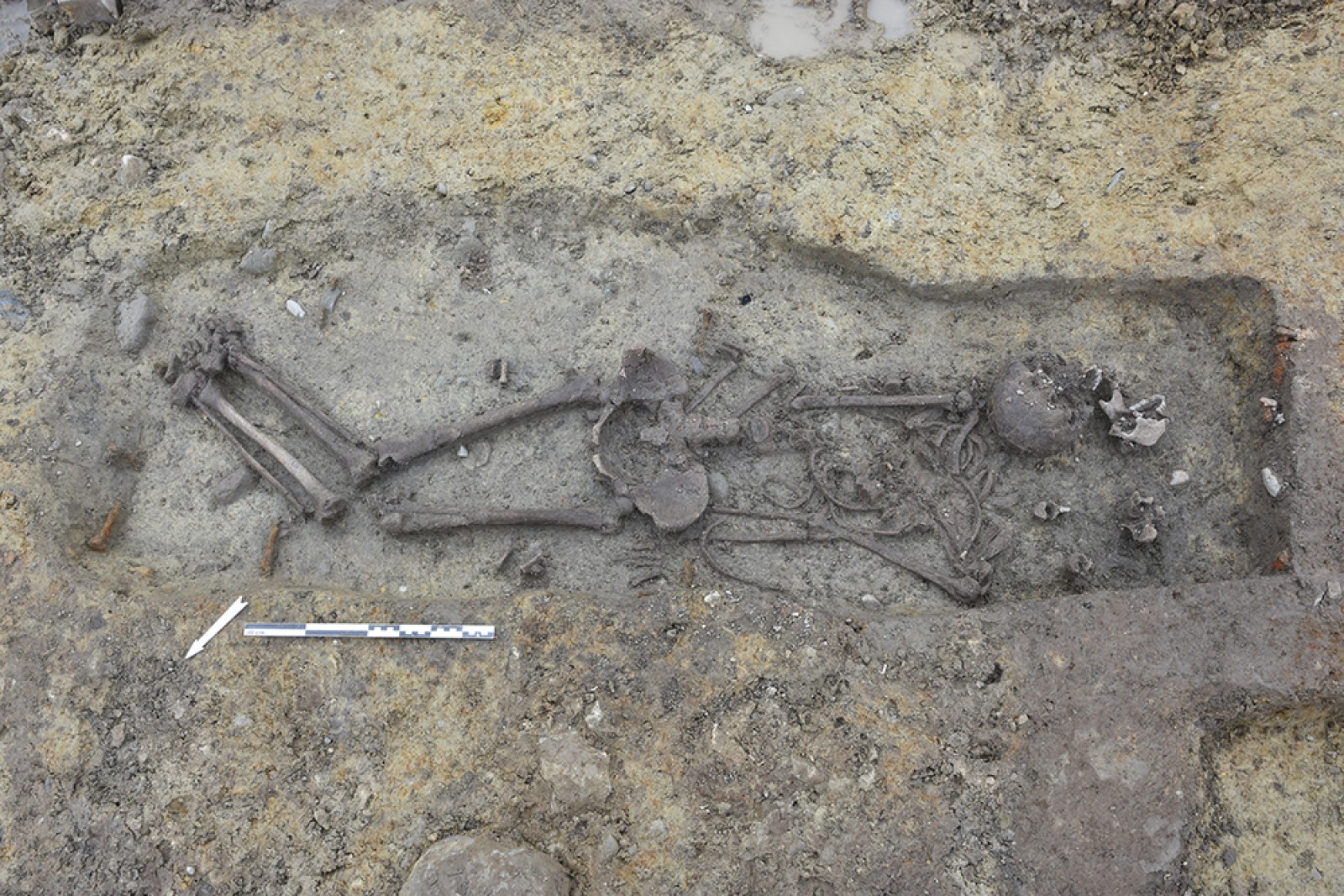Sépulture à inhumation (époque romaine)